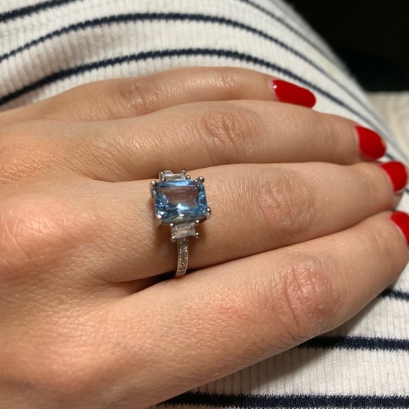 Silver Ring - Picture 4 of 5